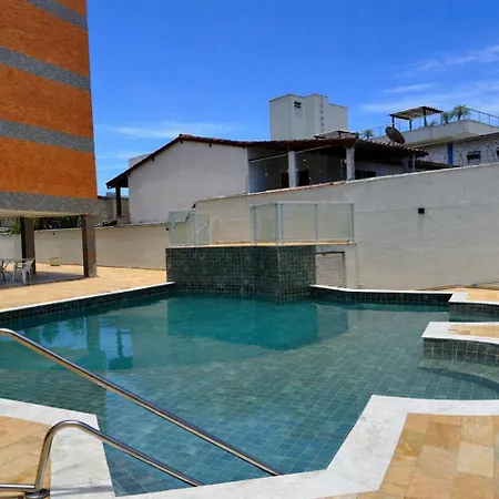 Ideal para 10 pessoas com piscina e AR nos 3 qtos-3